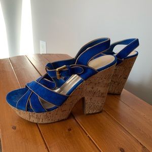 Blue wedges